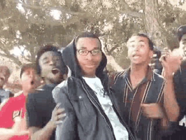 [Image: 64bbdedcaa0ec81e0de5d18b281eb501.gif]