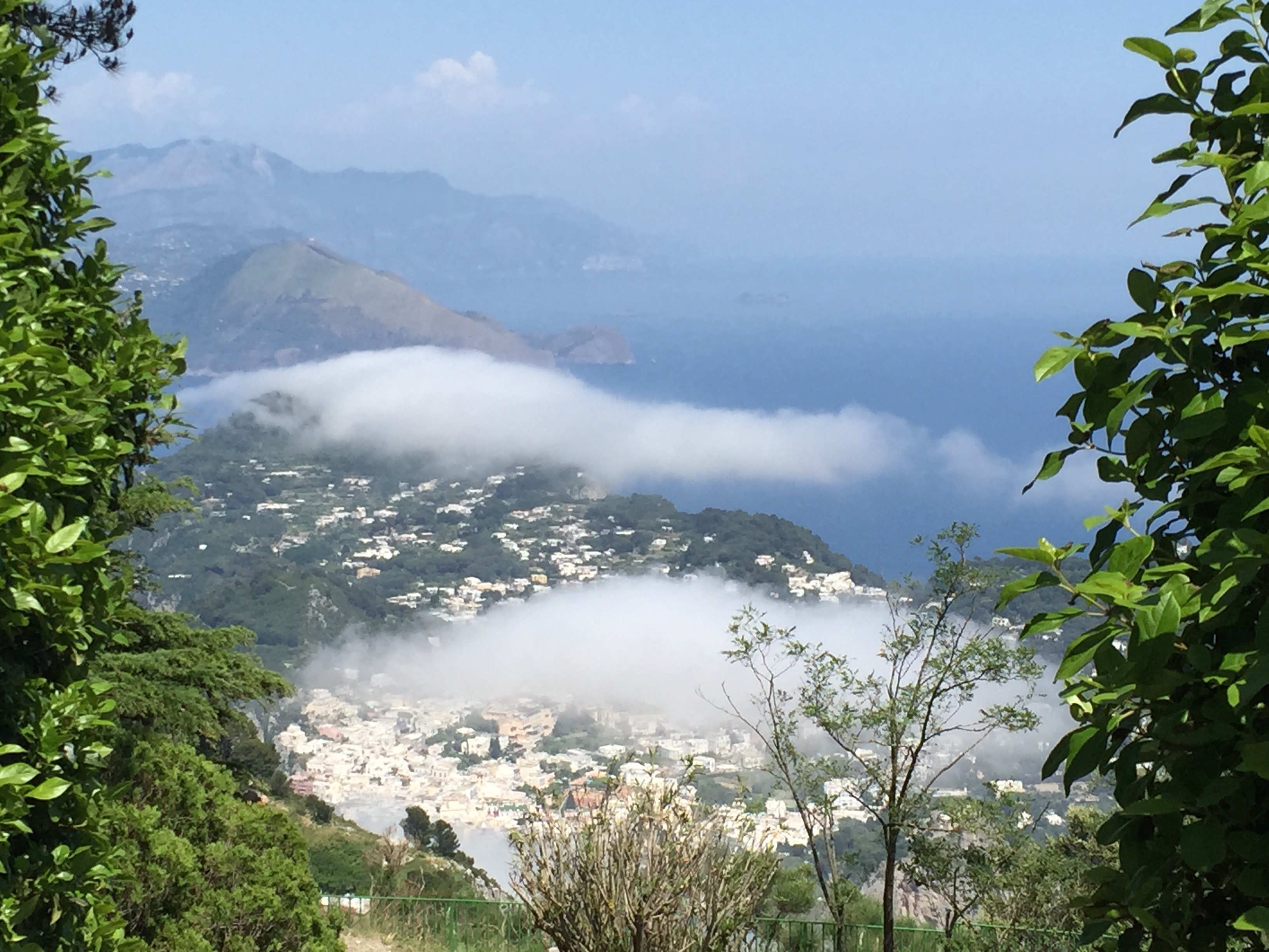 [Image: Bay%20of%20Naples.jpg]