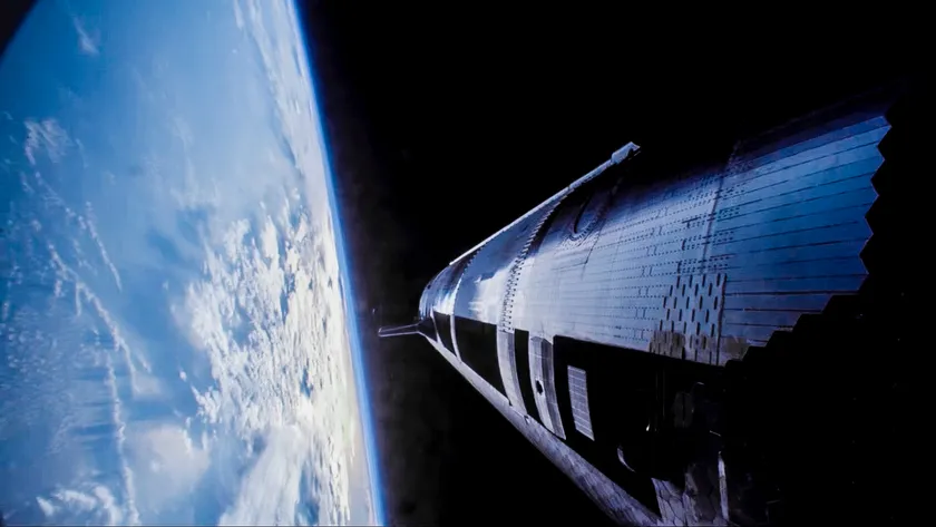 [Image: Starship%2010%20in%20orbit.webp]