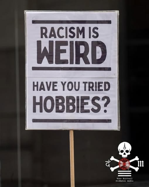 [Image: a091762931a96d98e5943c3cb54ce00b.jpg]