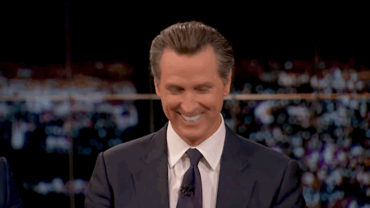 [Image: article-5fb5726d0b8ee-430525722.gif]