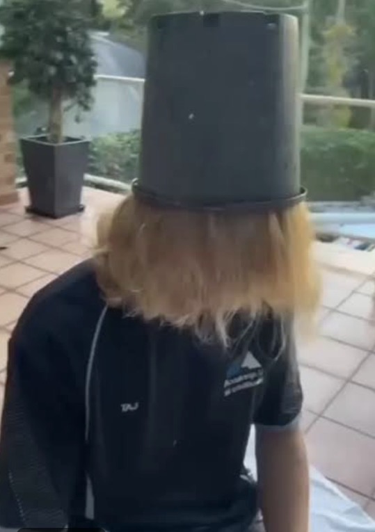 [Image: fecad8dd7e054734e34552b1eca2c19b.jpeg]