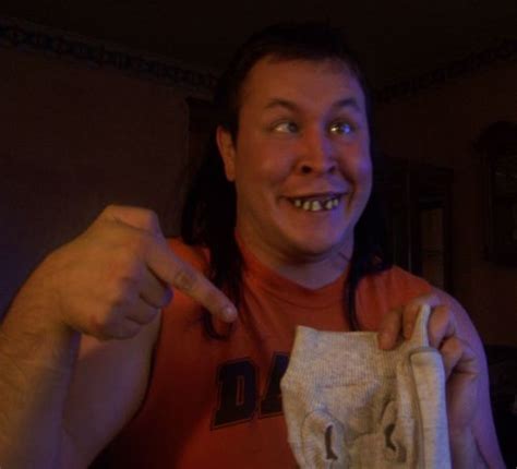 [Image: redneck1.jpg]